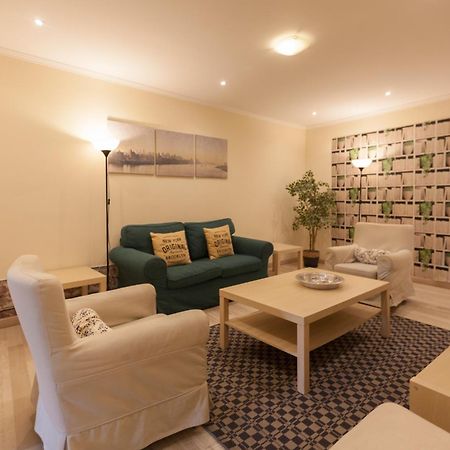 Flh Bairro Alto Artistic With View Apartment ลิสบอน ภายนอก รูปภาพ