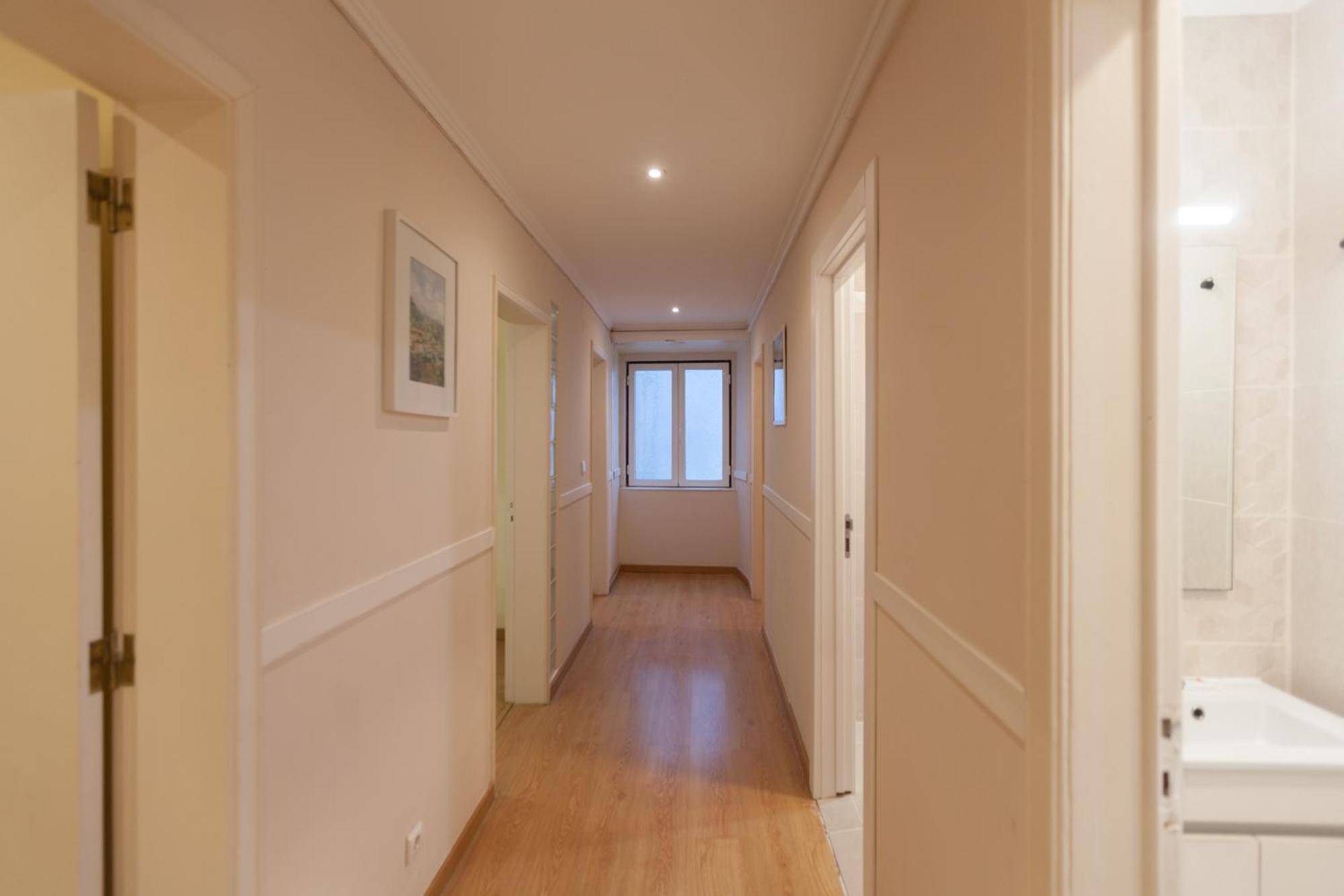 Flh Bairro Alto Artistic With View Apartment ลิสบอน ภายนอก รูปภาพ